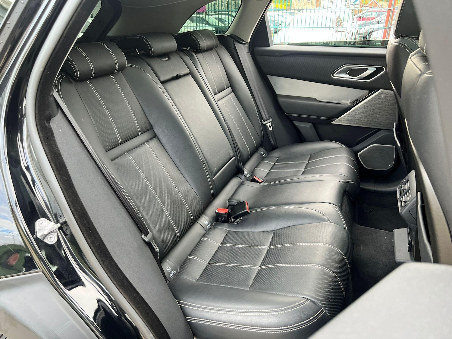 Used Land Rover Range Rover Velar 2019 for sale - 76473836: Photo 17