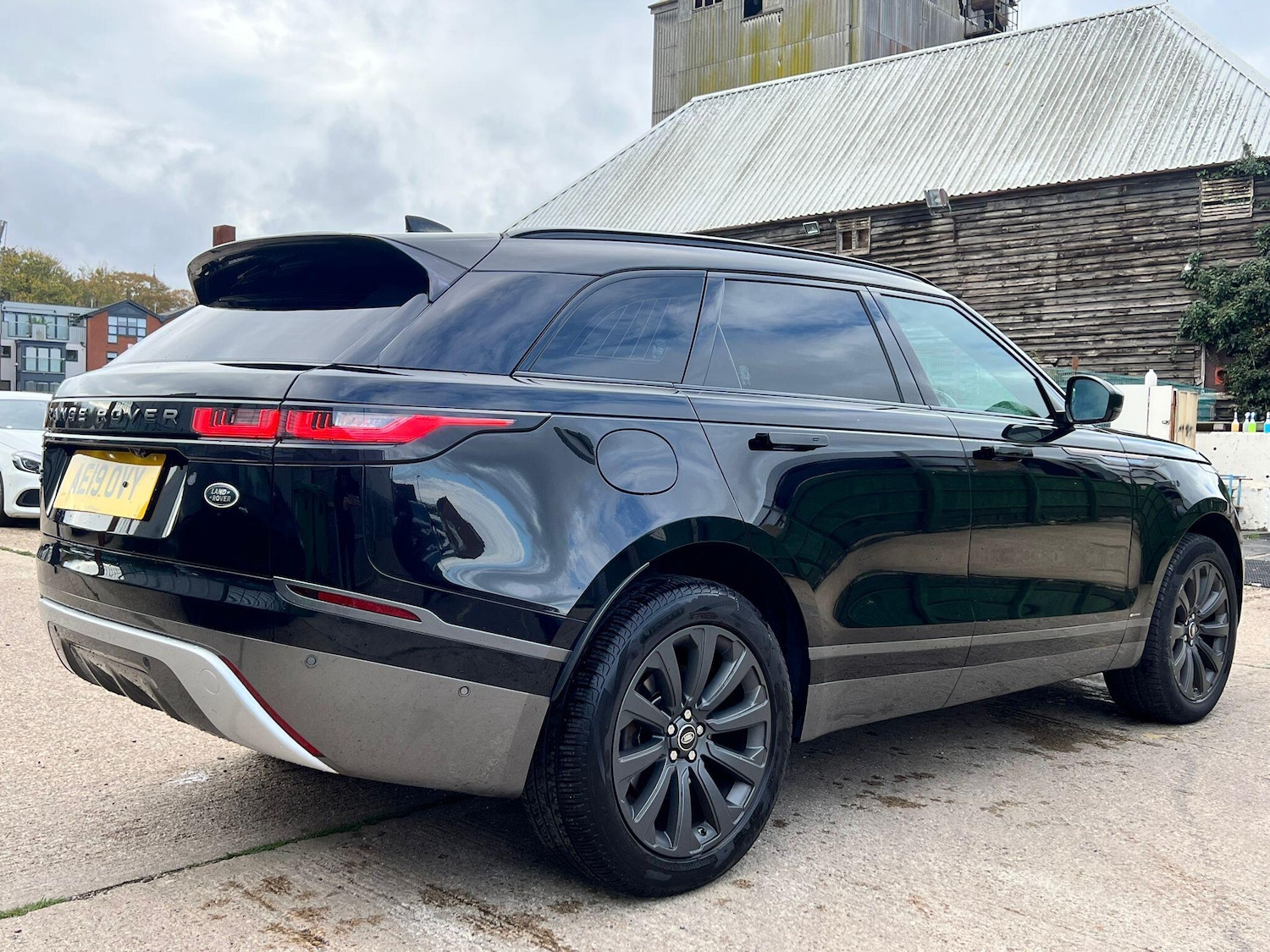 Used Land Rover Range Rover Velar 2019 for sale - 76473836: Photo 5