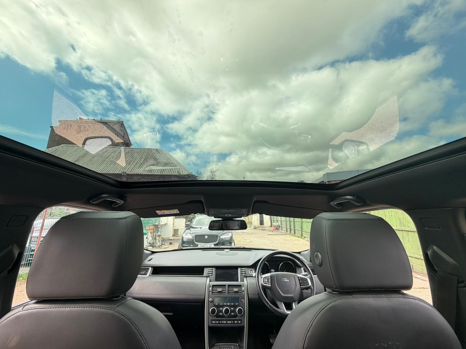 Used Land Rover Discovery Sport for sale - 78115688: Photo 2