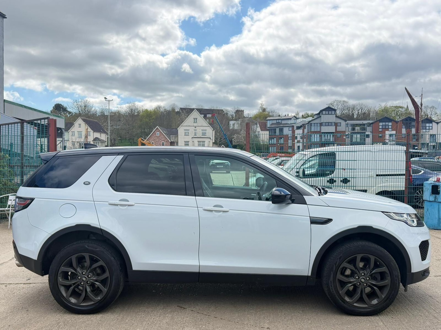 Used Land Rover Discovery Sport for sale - 78115688: Photo 3