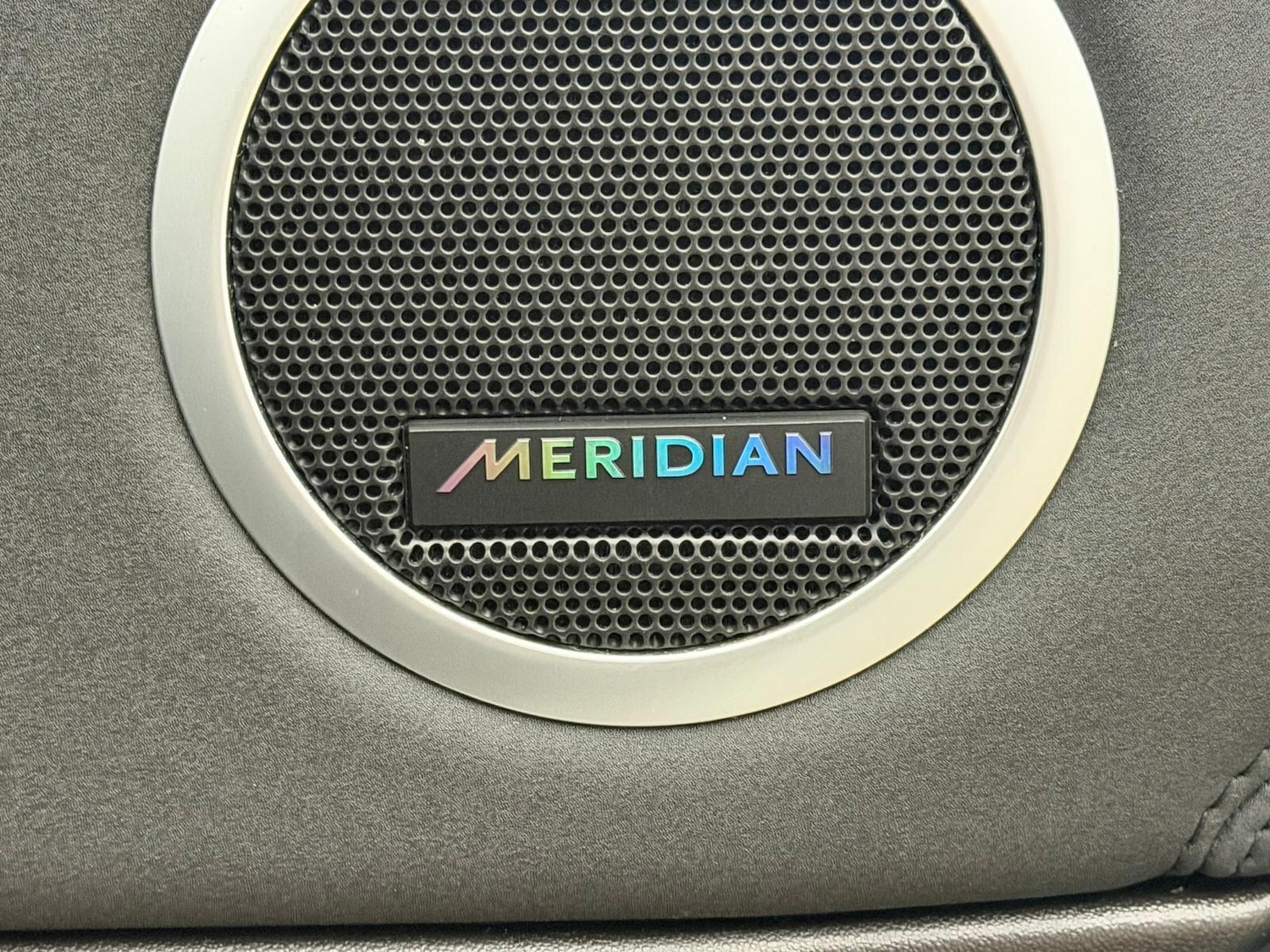 Used Land Rover Discovery 2017 for sale - 77345632: Photo 9