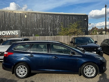 Used Ford Focus 2013 for sale - 76122324: Photo 2