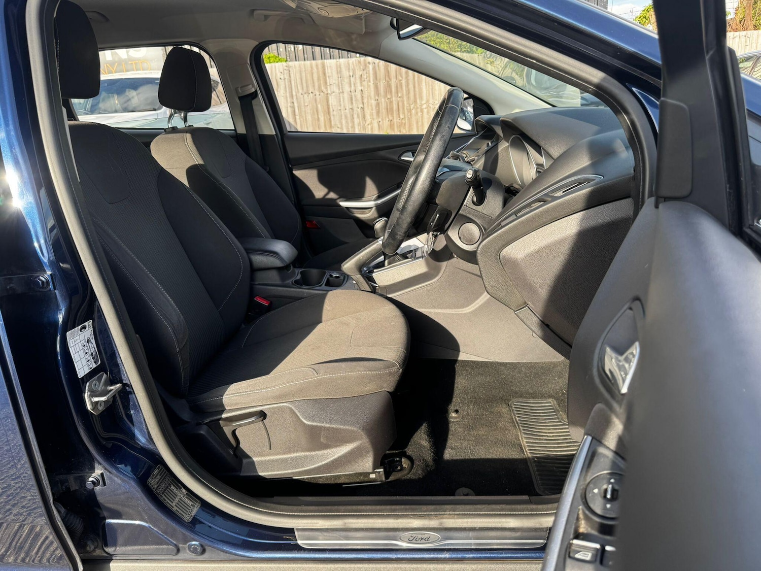 Used Ford Focus 2013 for sale - 76122324: Photo 9