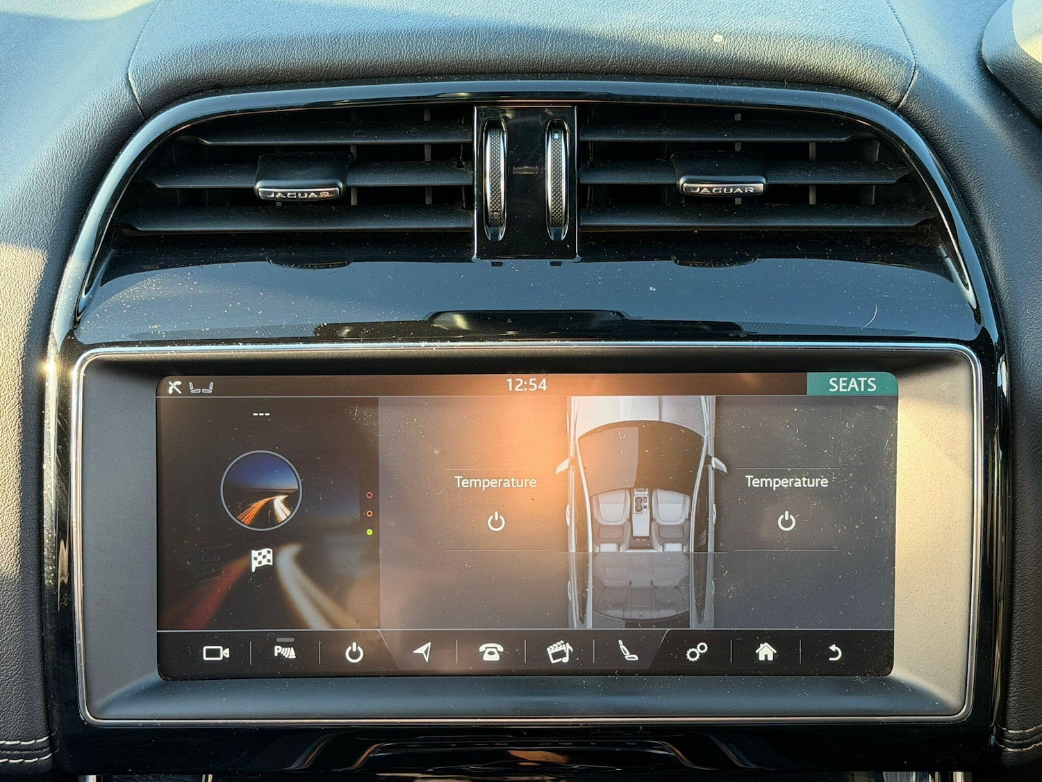 Used Jaguar XE 2019 for sale - 76780750: Photo 9