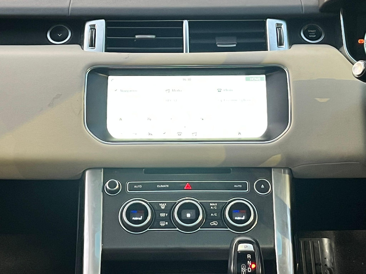 Used Land Rover Range Rover Sport 2017 for sale - 78048243: Photo 26