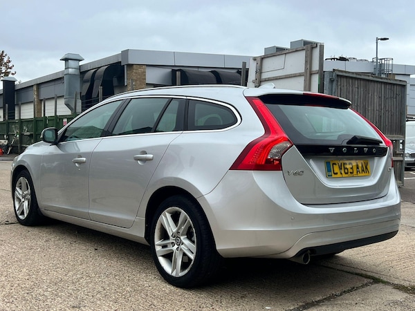 Used Volvo V60 2013 for sale - 76283708: Photo 11