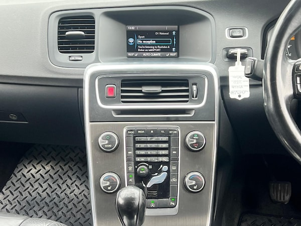 Used Volvo V60 2013 for sale - 76283708: Photo 7