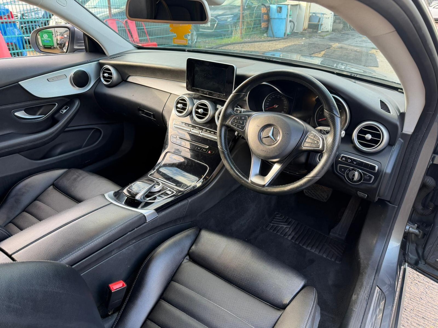 Used Mercedes-Benz C Class 2016 for sale - 76753191: Photo 9