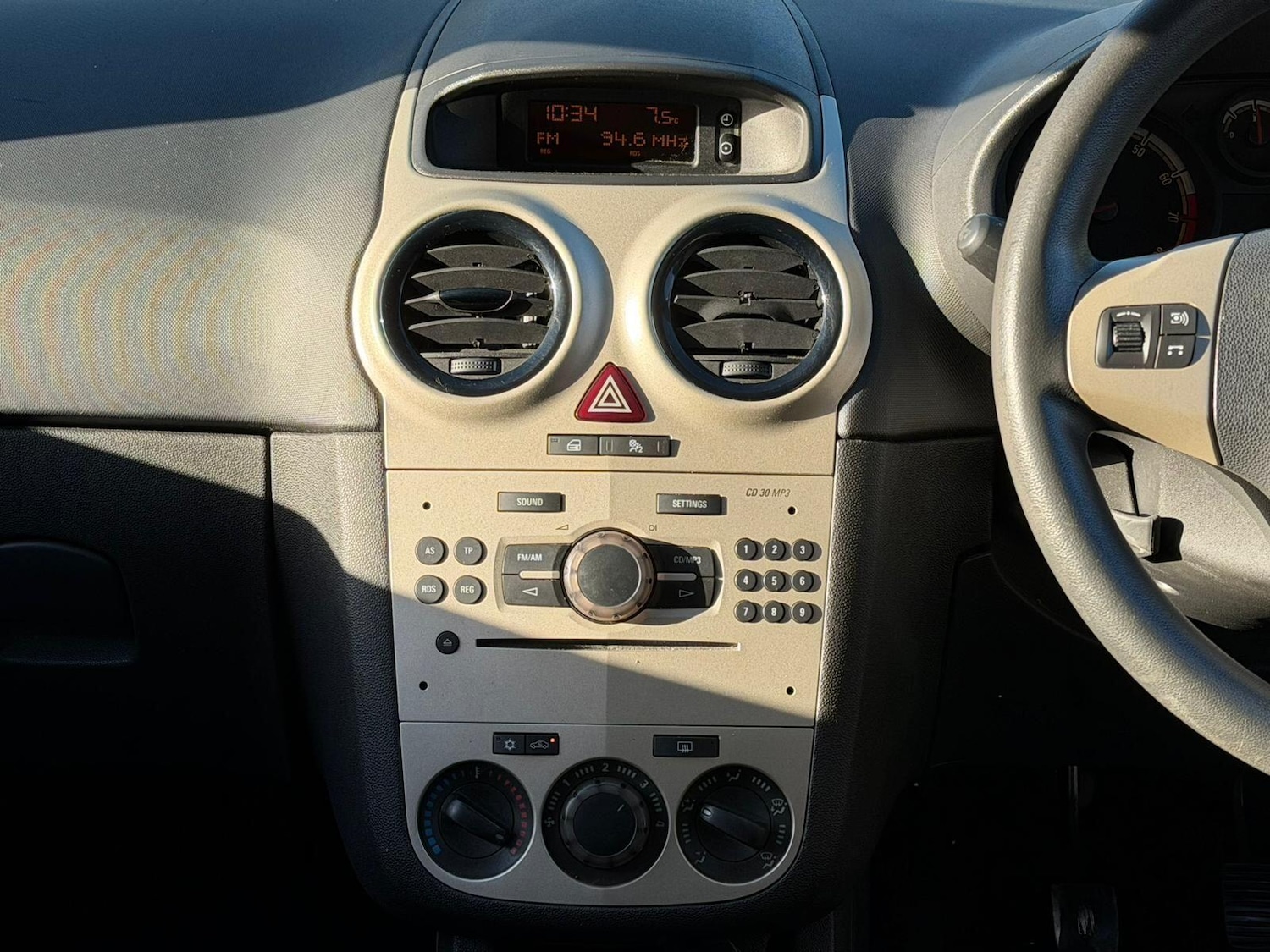 Used Vauxhall Corsa 2010 for sale - 76832663: Photo 22