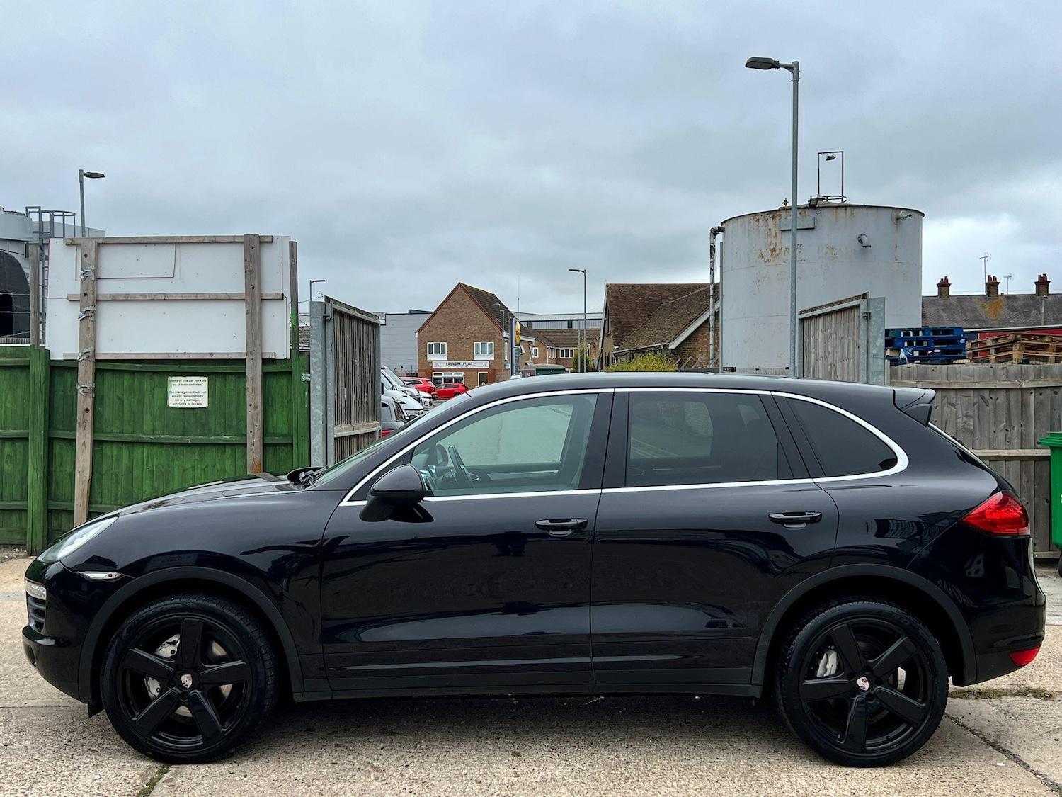 Used Porsche Cayenne 2011 for sale - 76993380: Photo 10