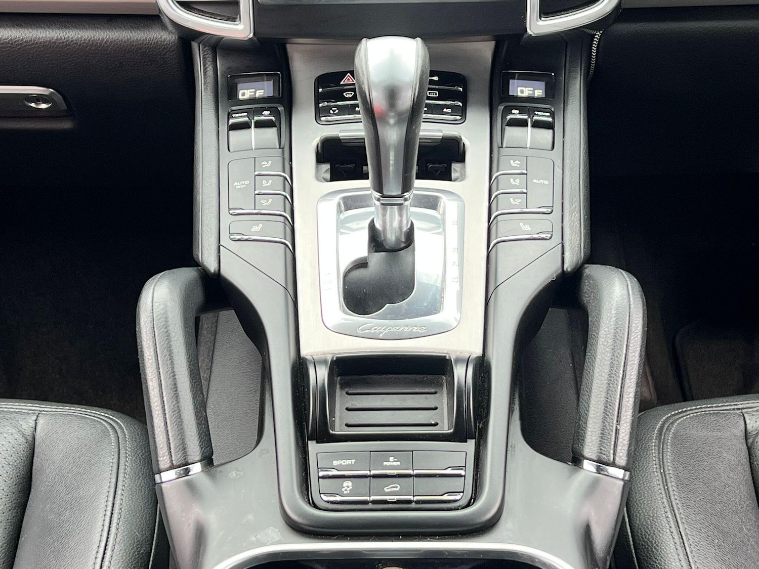 Used Porsche Cayenne 2011 for sale - 76993380: Photo 27