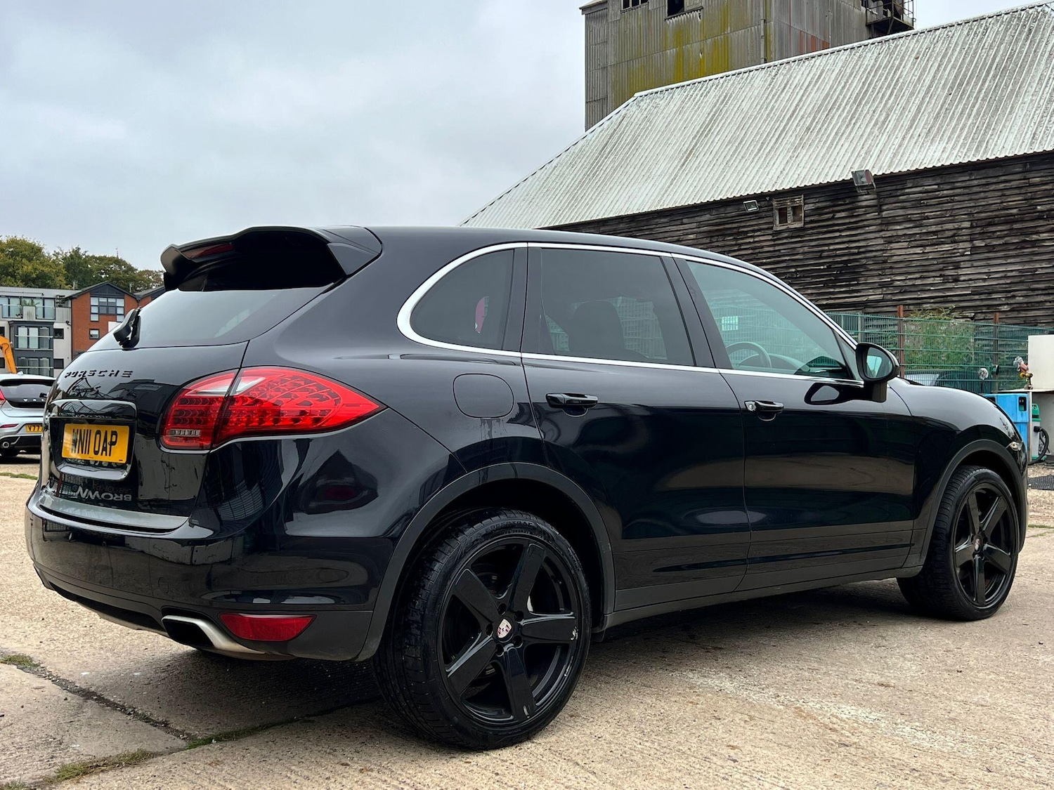 Used Porsche Cayenne 2011 for sale - 76993380: Photo 5