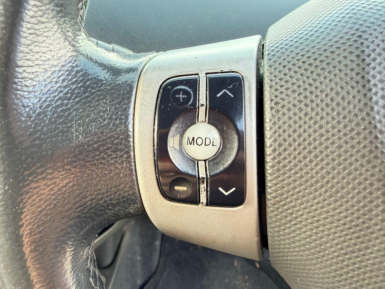 Used Toyota Yaris for sale - 77612664: Photo 25