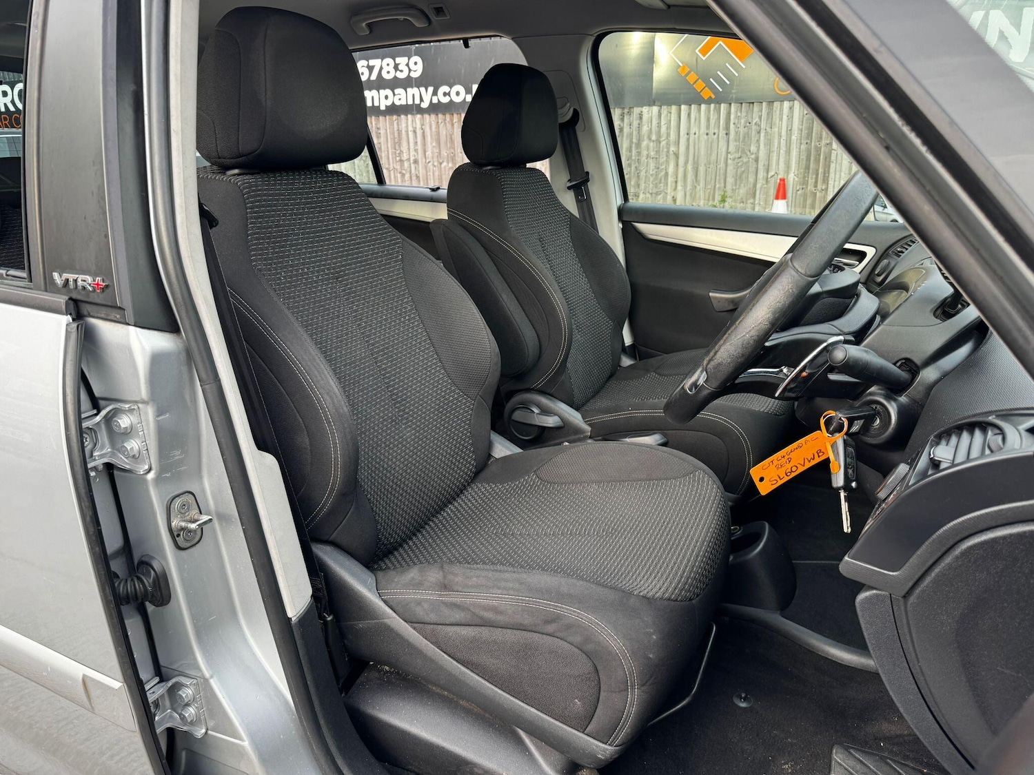 Used Citroen C4 Grand Picasso 2010 for sale - 76898471: Photo 10