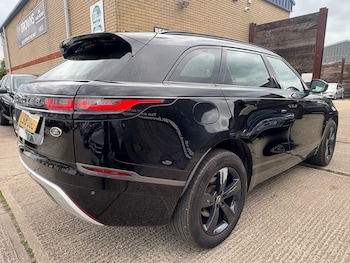 Used Land Rover Range Rover Velar 2018 for sale - 78649116: Photo