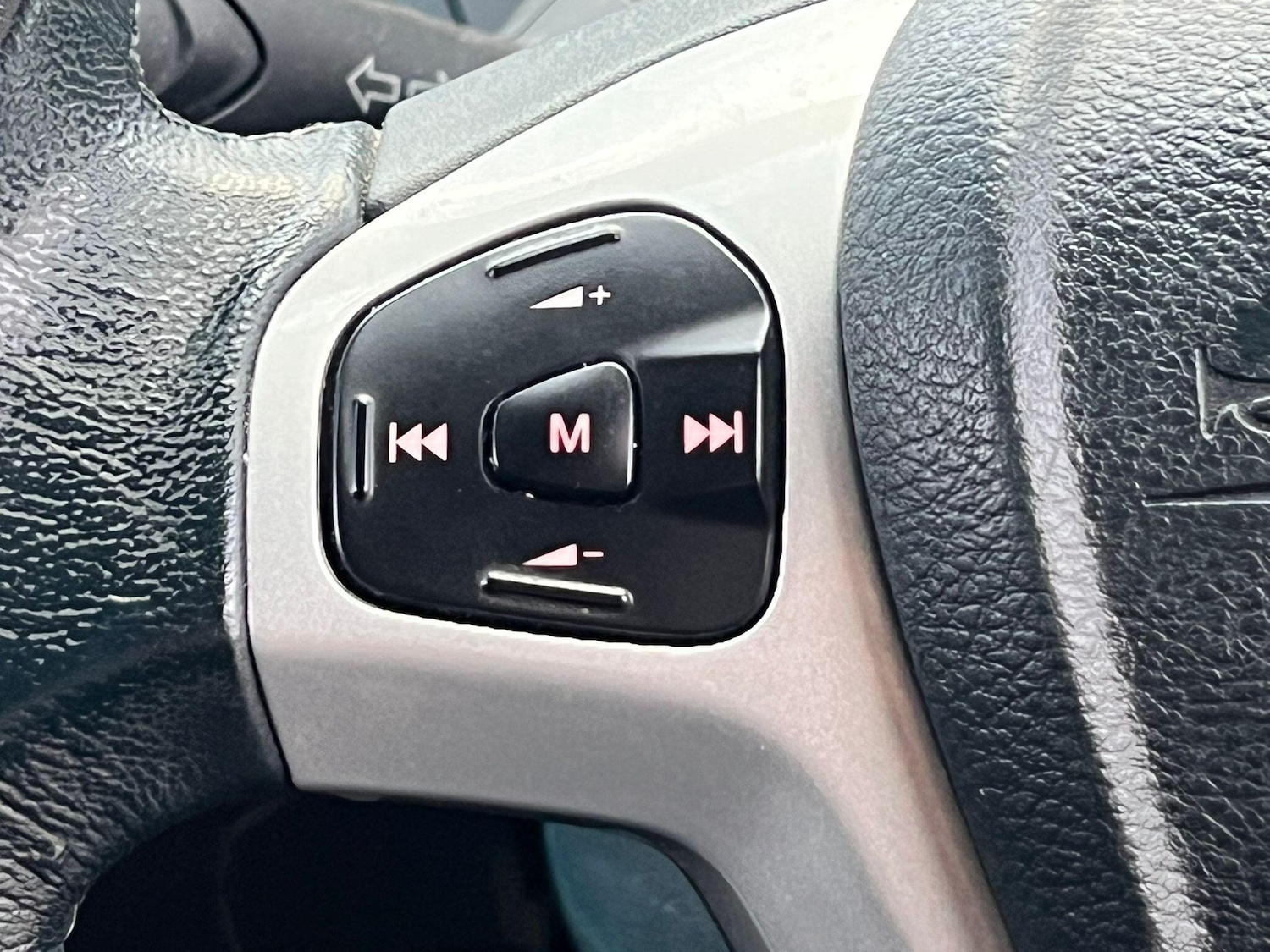 Used Ford Fiesta 2009 for sale - 76457801: Photo 21