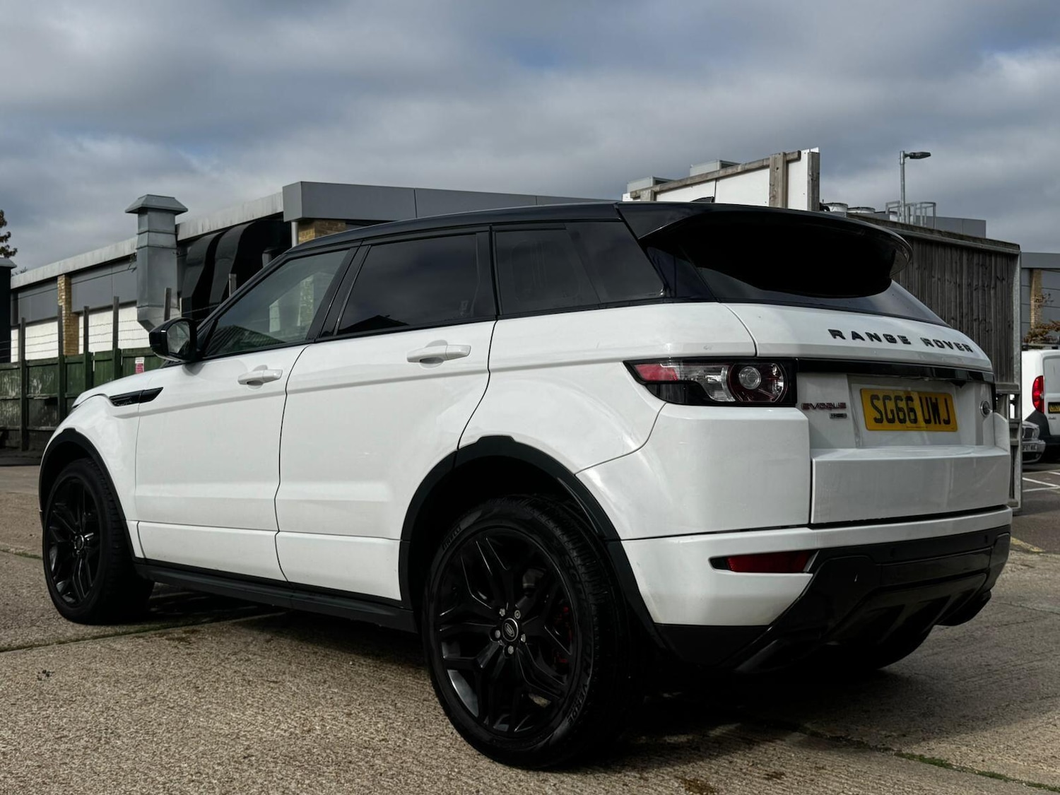 Used Land Rover Range Rover Evoque 2016 for sale - 76226825: Photo 8