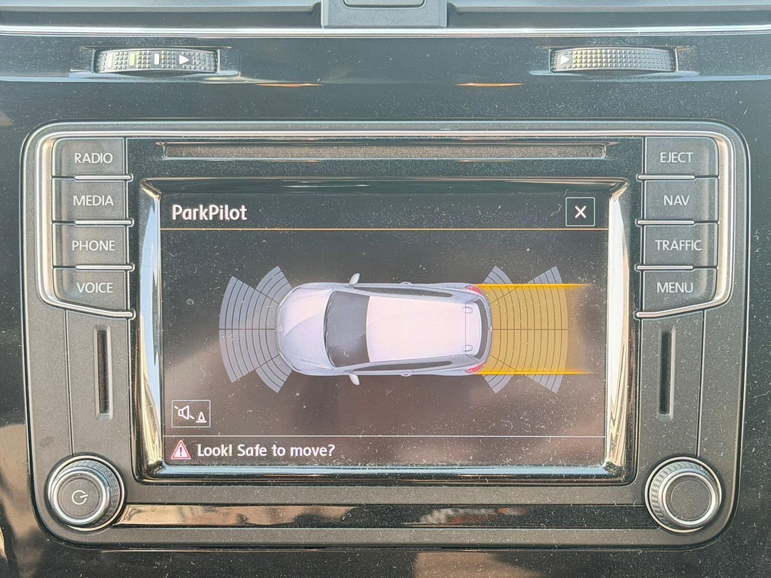 Used Volkswagen Scirocco 2016 for sale - 77768512: Photo 4