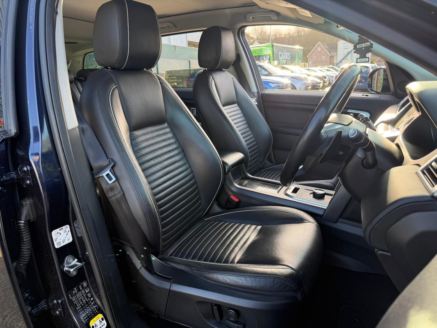 Used Land Rover Discovery Sport 2017 for sale - 77131694: Photo 16