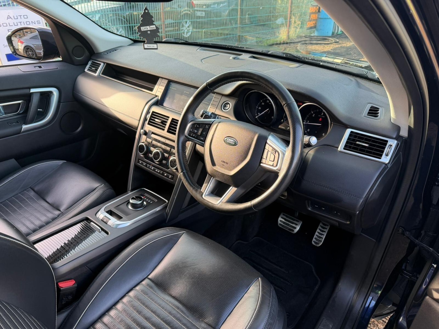 Used Land Rover Discovery Sport 2017 for sale - 77131694: Photo 18