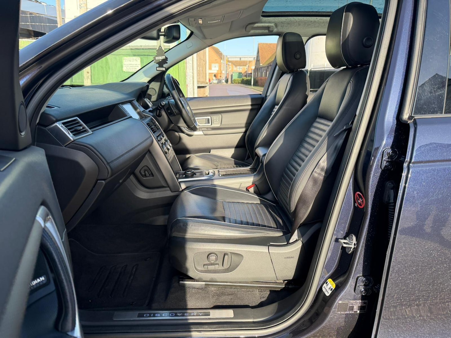 Used Land Rover Discovery Sport 2017 for sale - 77131694: Photo 26