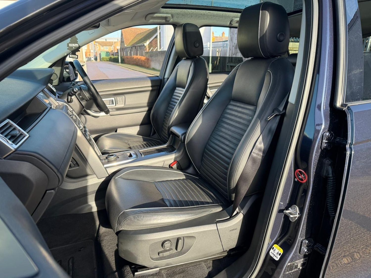 Used Land Rover Discovery Sport 2017 for sale - 77131694: Photo 27