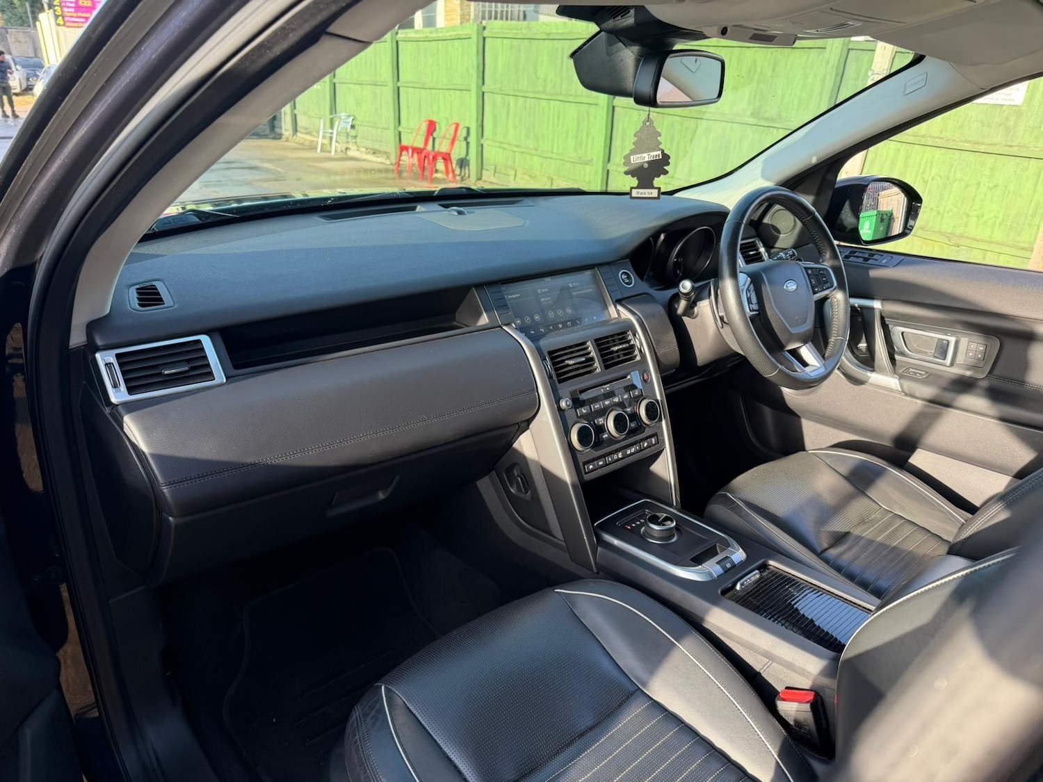 Used Land Rover Discovery Sport 2017 for sale - 77131694: Photo 28