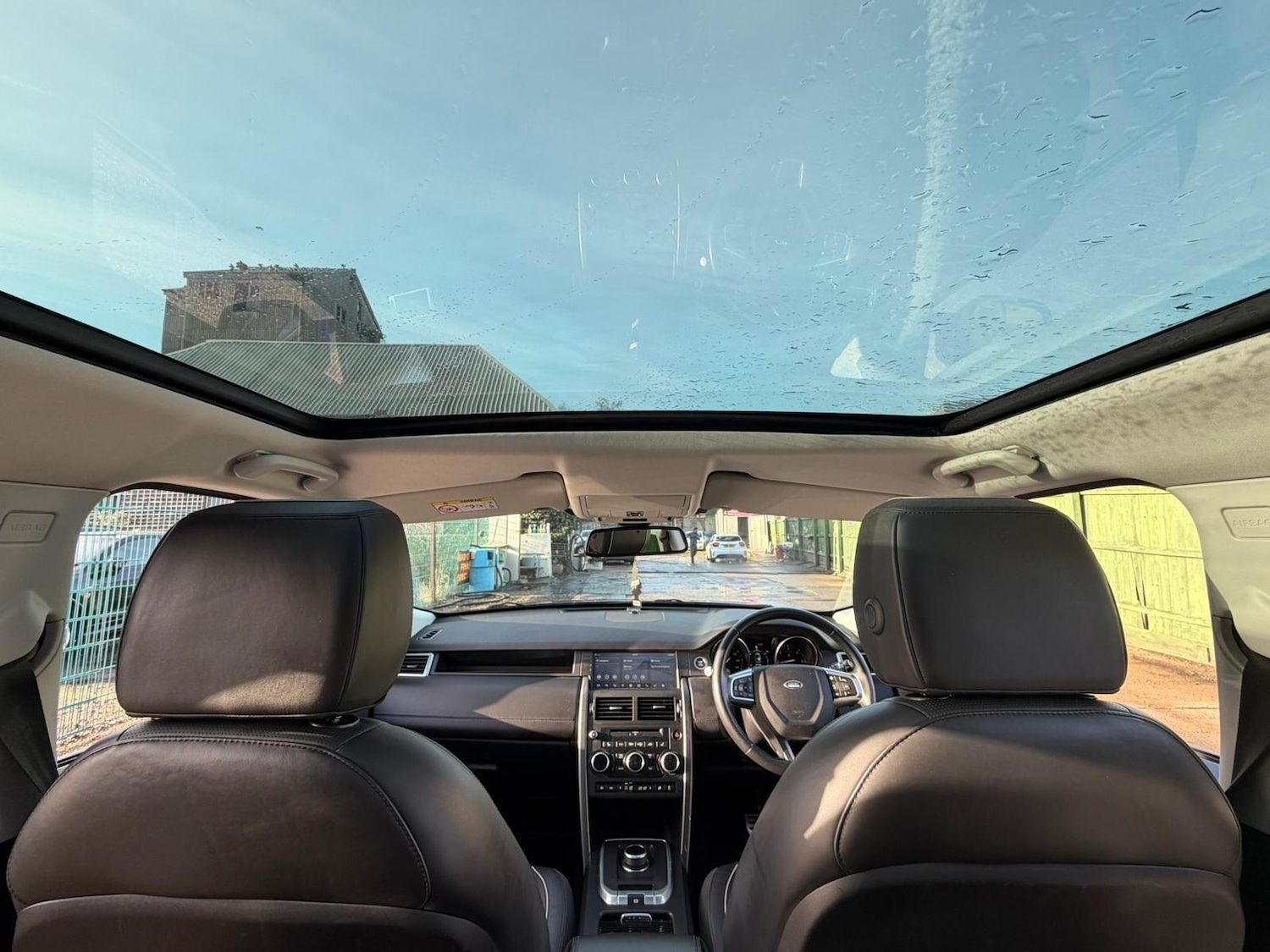 Used Land Rover Discovery Sport 2017 for sale - 77131694: Photo 4