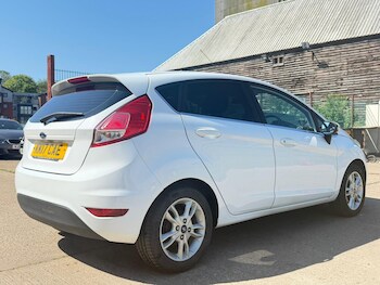 Used Ford Fiesta 2017 for sale - 78404795: Photo