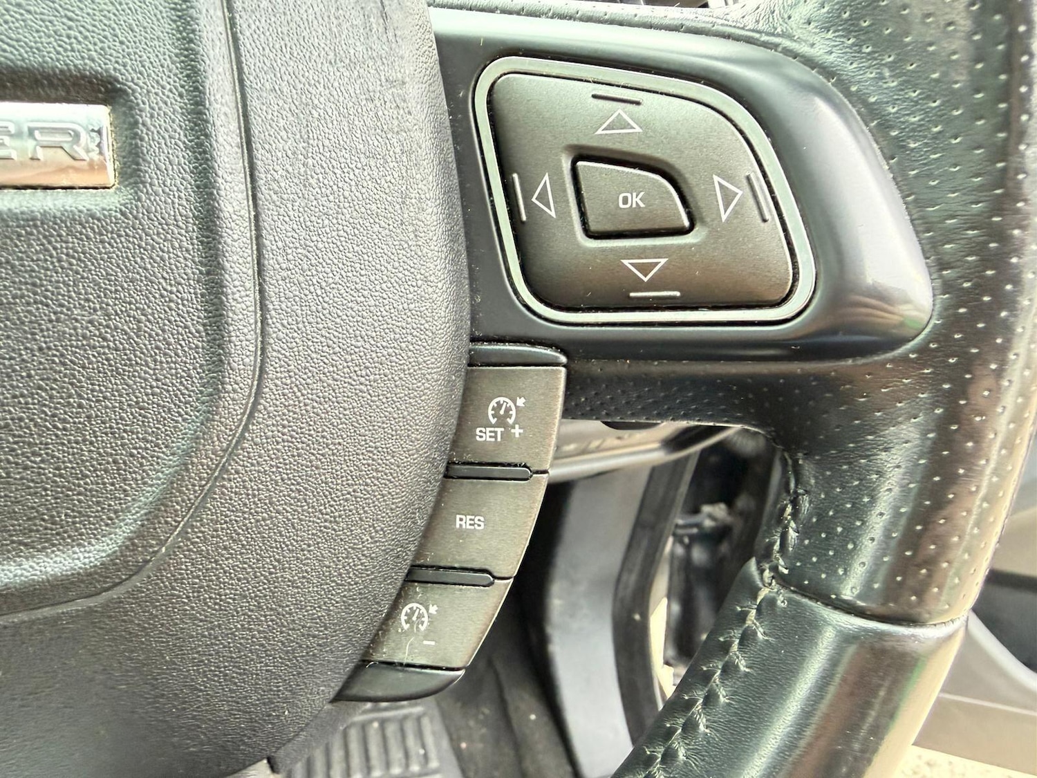 Used Land Rover Range Rover Evoque 2017 for sale - 77883318: Photo 30