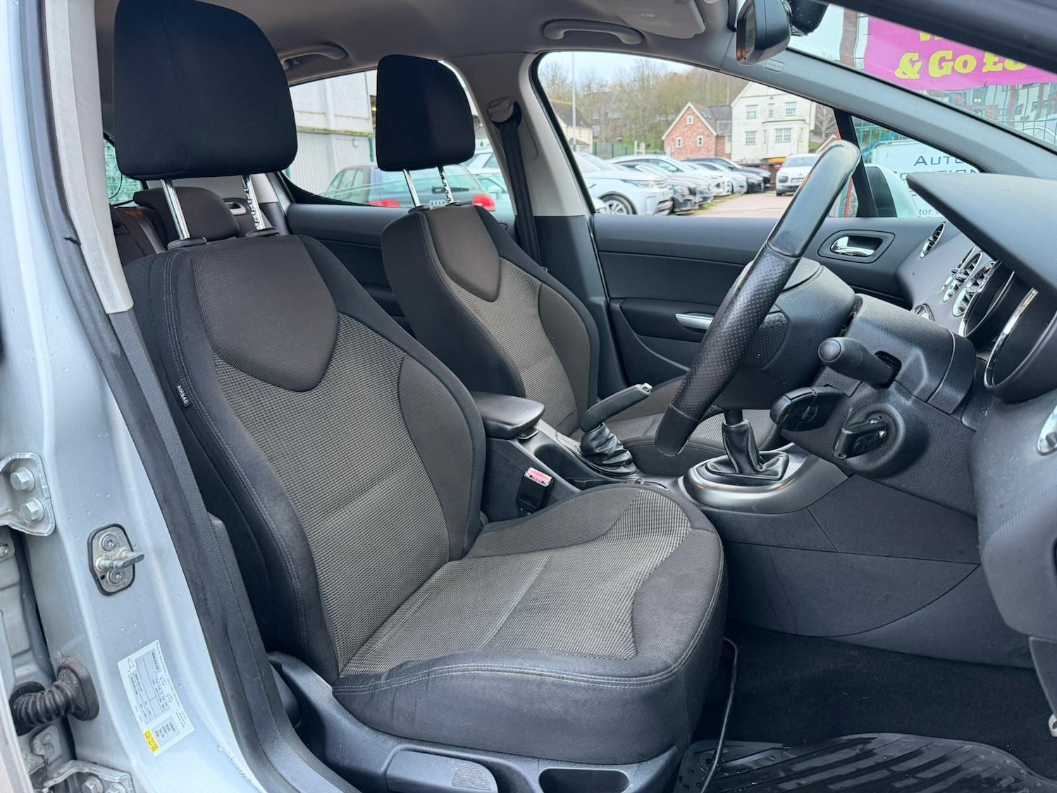 Used Peugeot 308 2013 for sale - 77646826: Photo 10