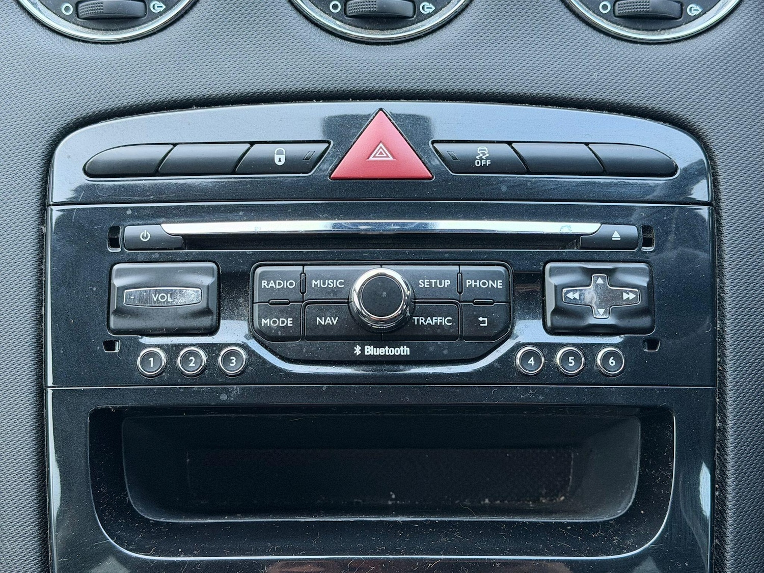 Used Peugeot 308 2013 for sale - 77646826: Photo 23