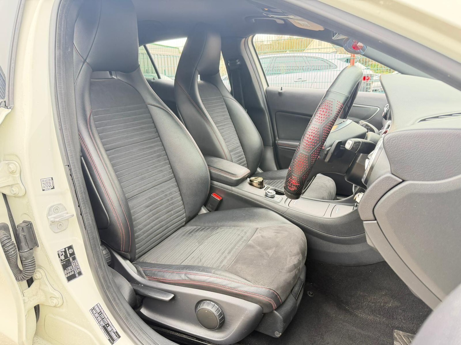 Used Mercedes-Benz GLA 2015 for sale - 77550727: Photo 16