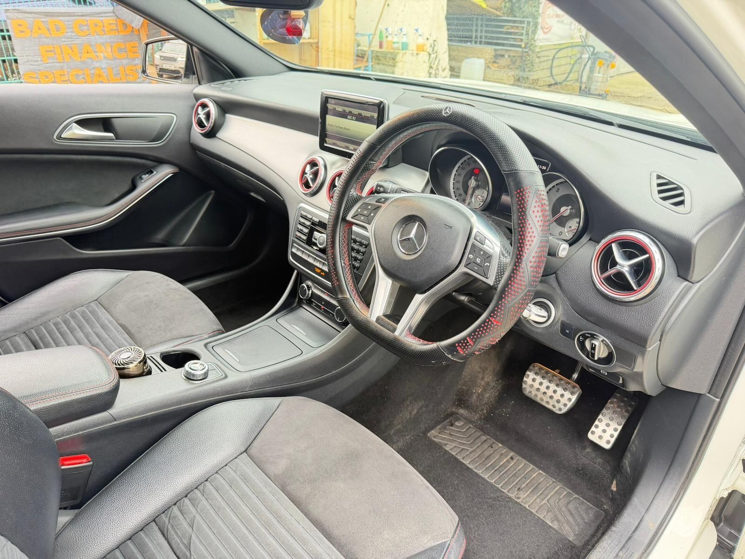 Used Mercedes-Benz GLA 2015 for sale - 77550727: Photo 2