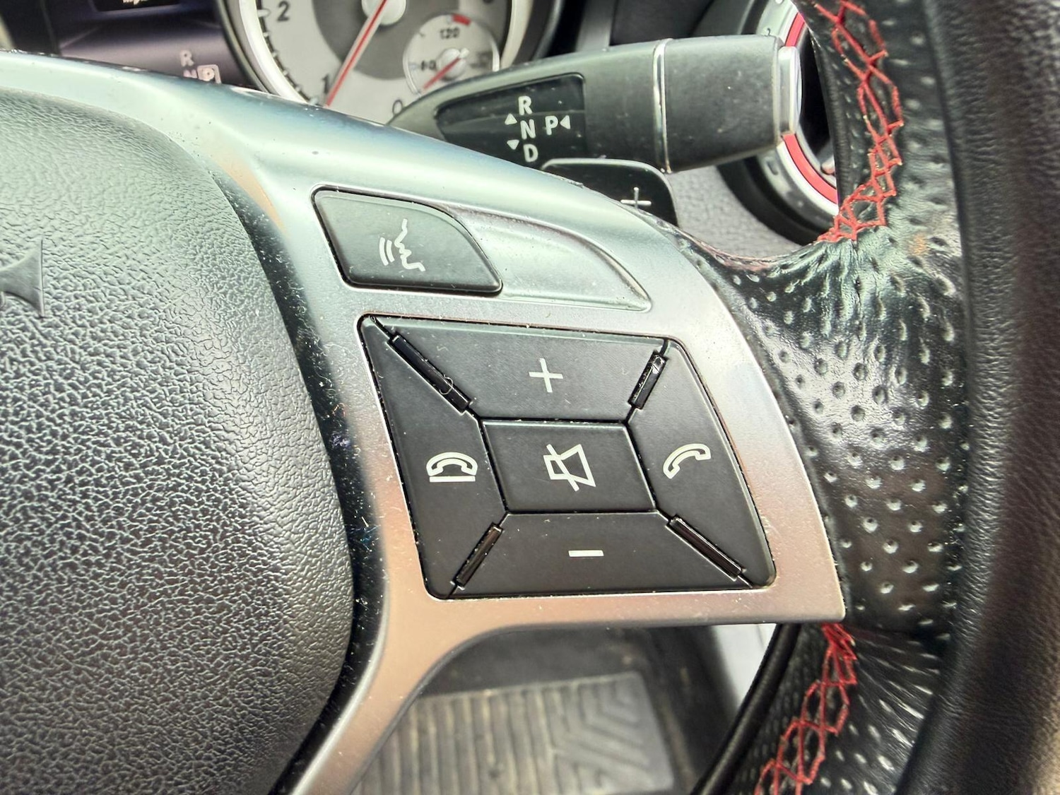 Used Mercedes-Benz GLA 2015 for sale - 77550727: Photo 28