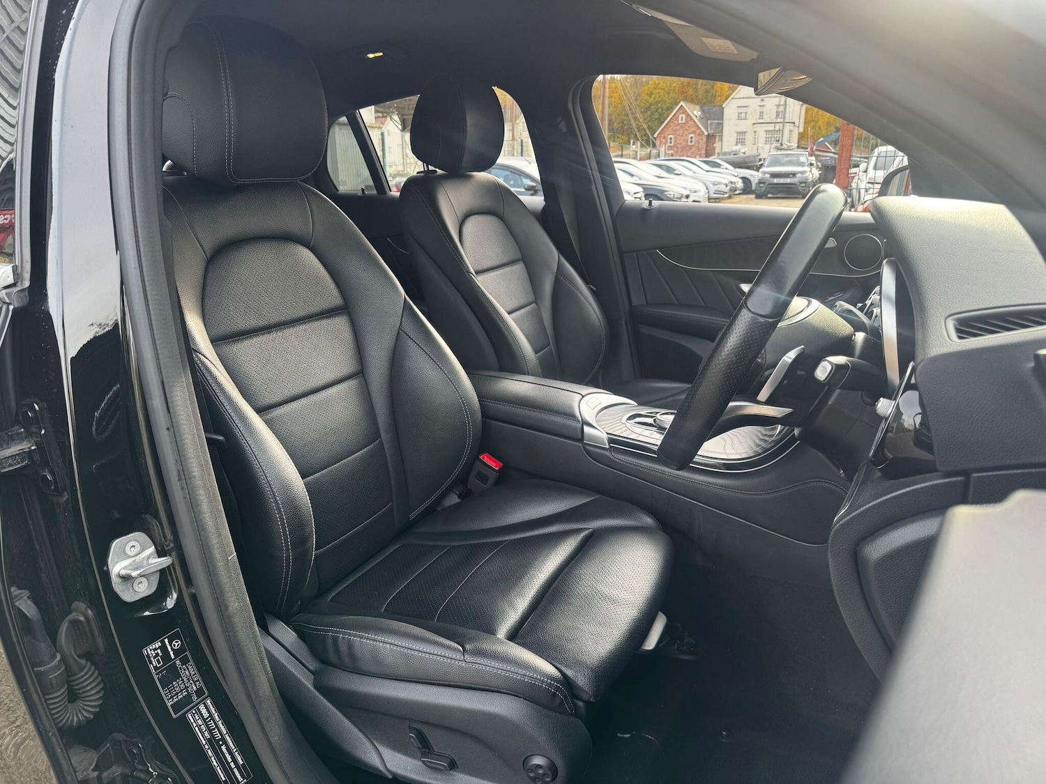 Used Mercedes-Benz GLC 2018 for sale - 76512945: Photo 15