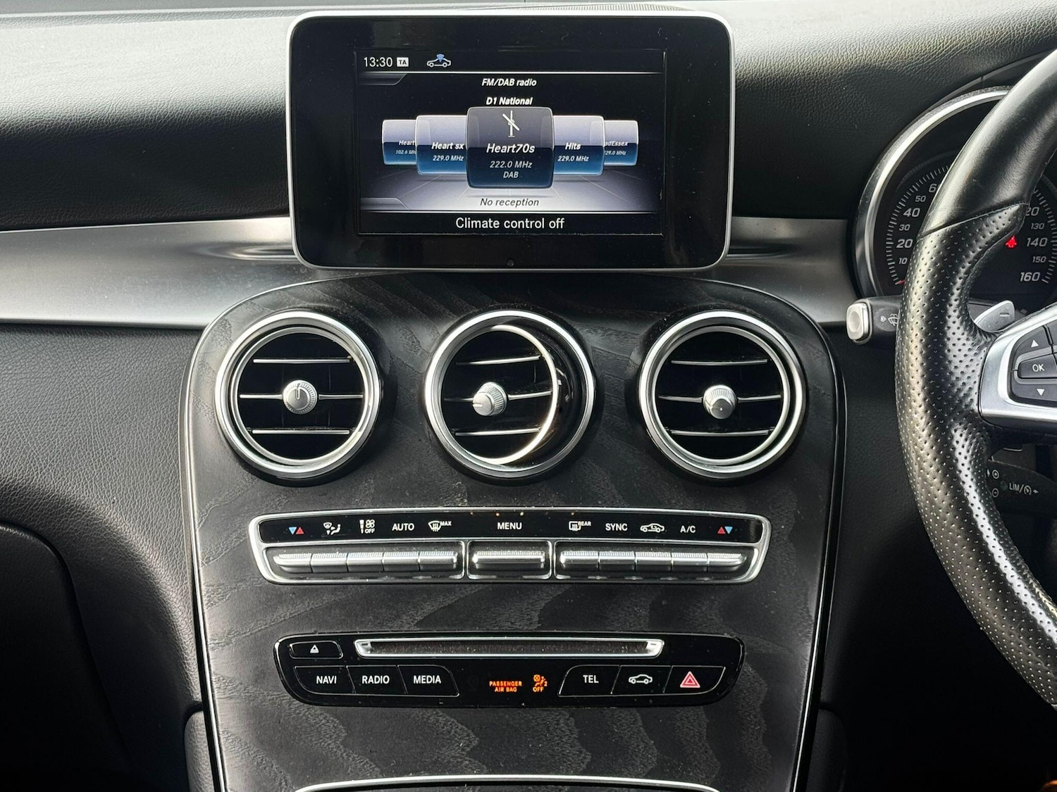 Used Mercedes-Benz GLC 2018 for sale - 76512945: Photo 25