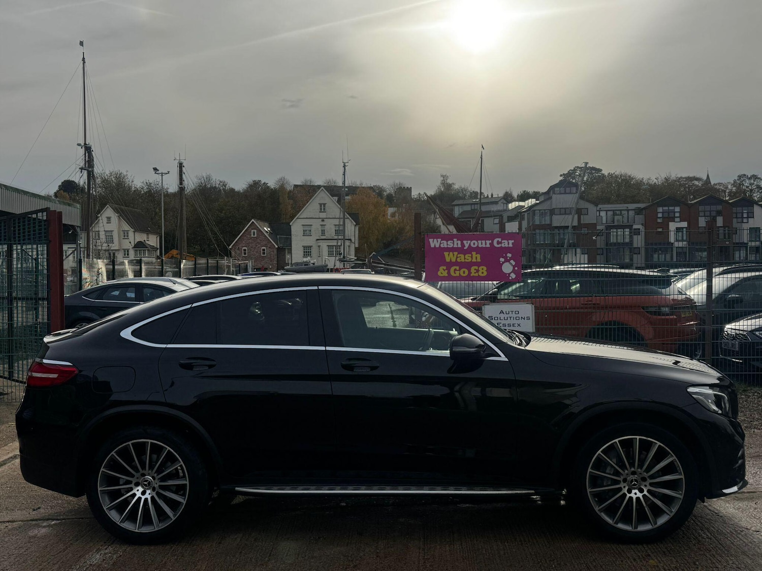 Used Mercedes-Benz GLC 2018 for sale - 76512945: Photo 3