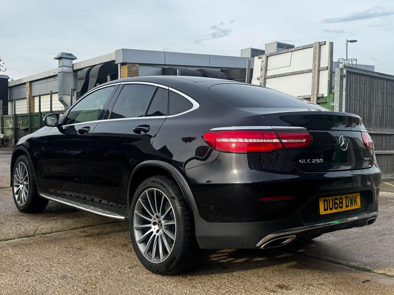 Used Mercedes-Benz GLC 2018 for sale - 76512945: Photo 8