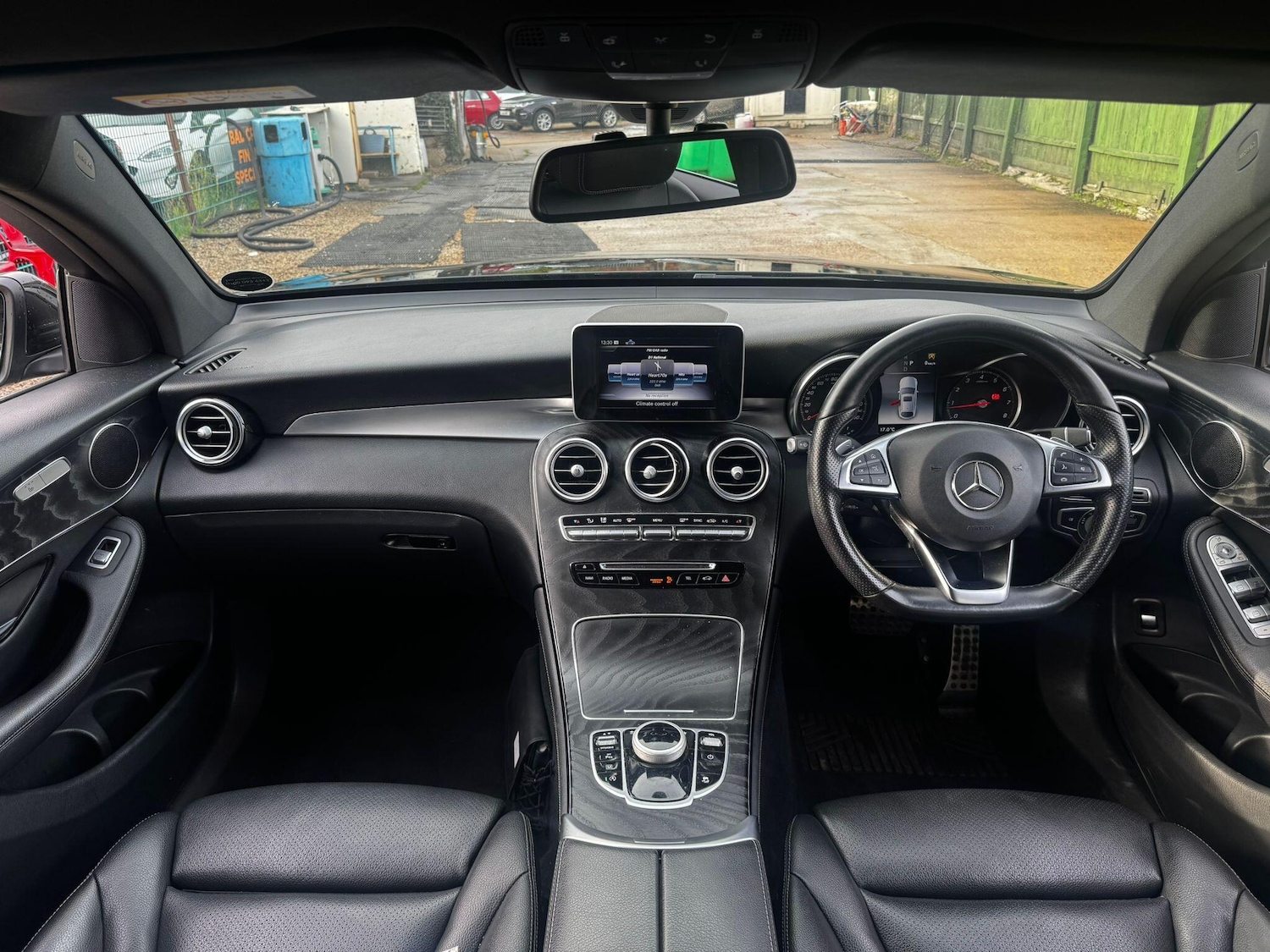 Used Mercedes-Benz GLC 2018 for sale - 76512945: Photo 9