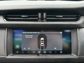 Used Jaguar XF 2018 for sale - 76989630: Photo