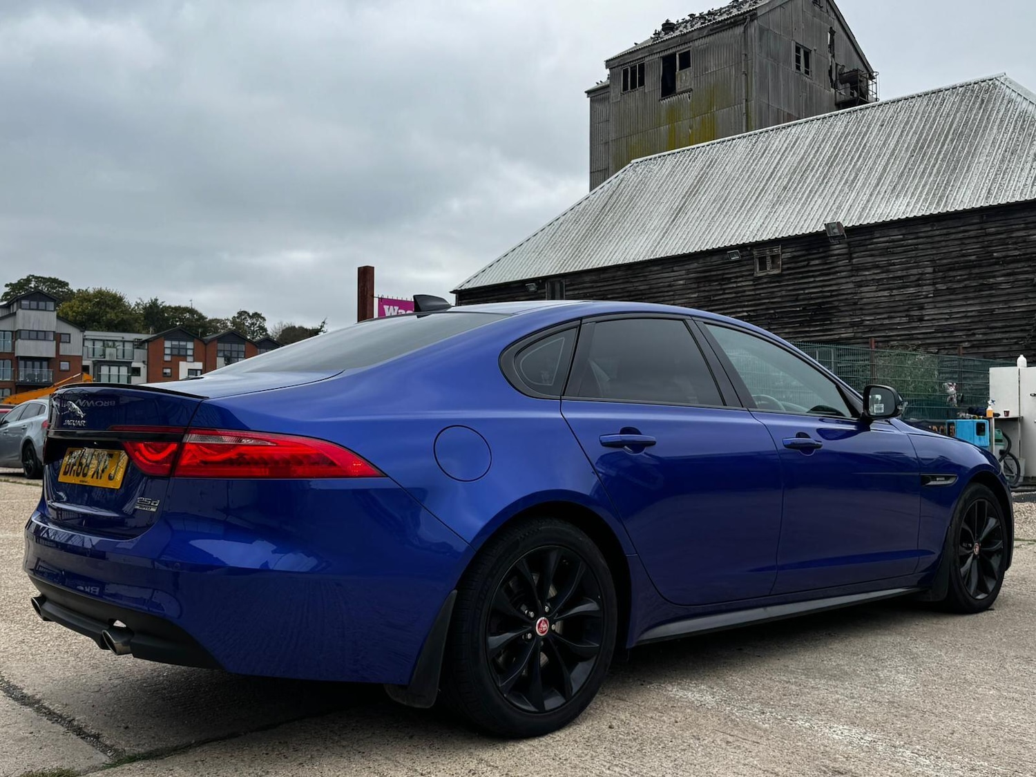 Used Jaguar XF 2018 for sale - 76989630: Photo 5