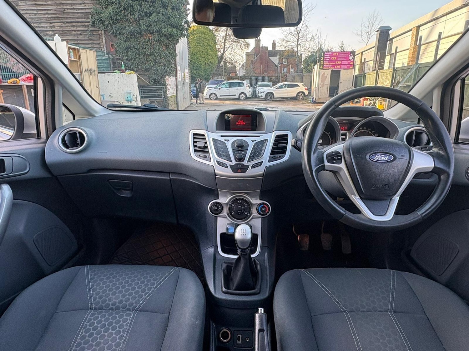 Used Ford Fiesta 2011 for sale - 77670361: Photo 20