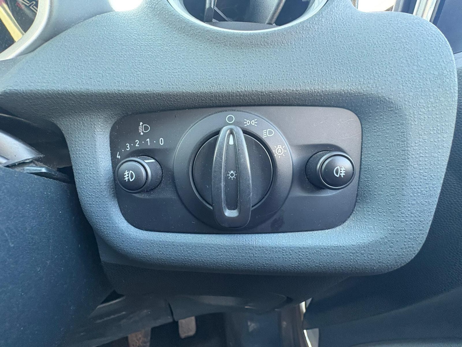 Used Ford Fiesta 2011 for sale - 77670361: Photo 23