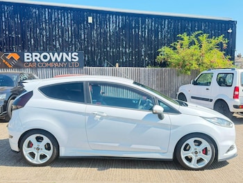 Used Ford Fiesta 2017 for sale - 79361771: Photo