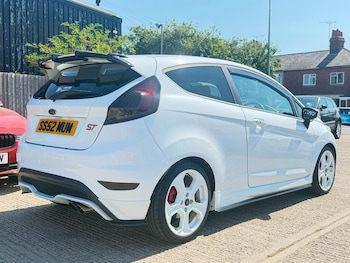 Used Ford Fiesta 2017 for sale - 79361771: Photo
