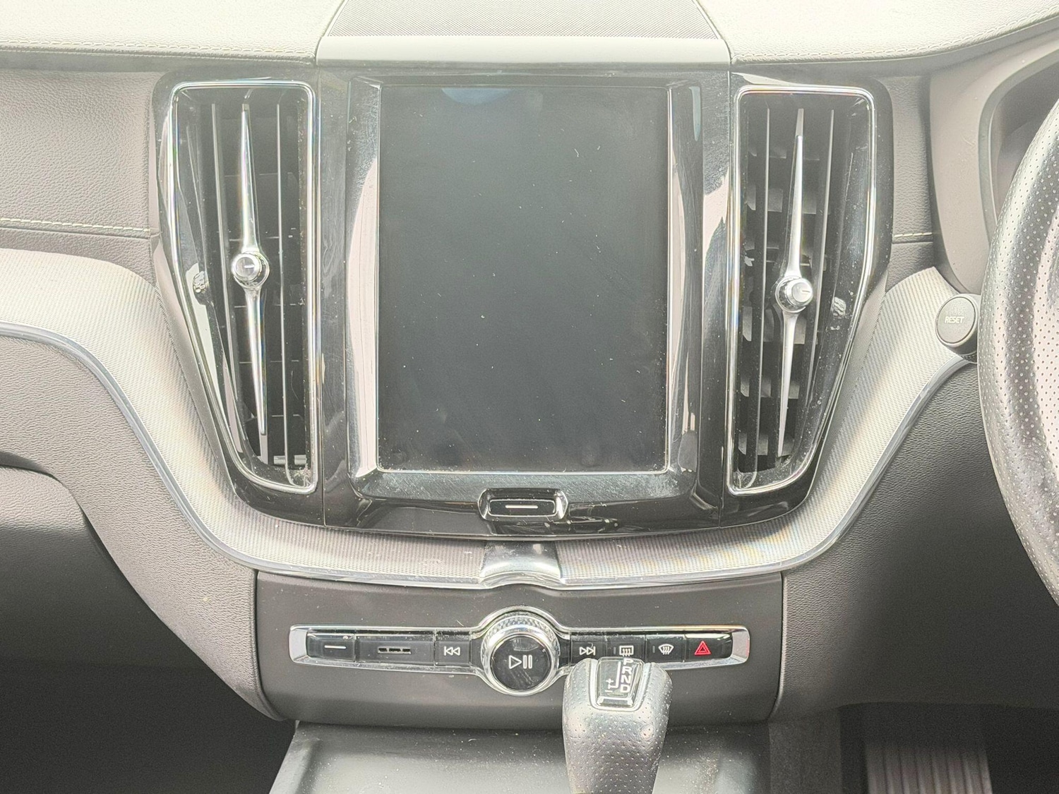 Used Volvo XC60 2018 for sale - 78100237: Photo 23