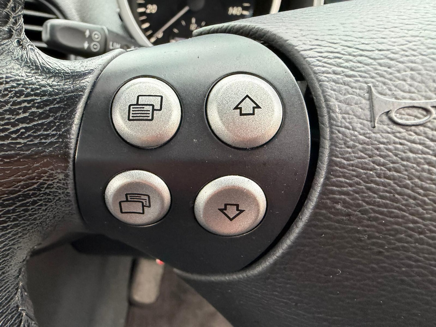 Used Mercedes-Benz SLK 2007 for sale - 77131206: Photo 16