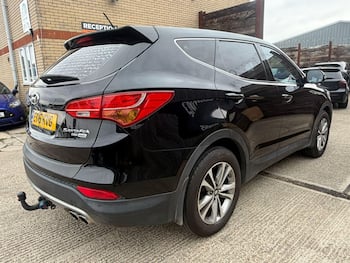 Used Hyundai Santa Fe 2015 for sale - 79741316: Photo