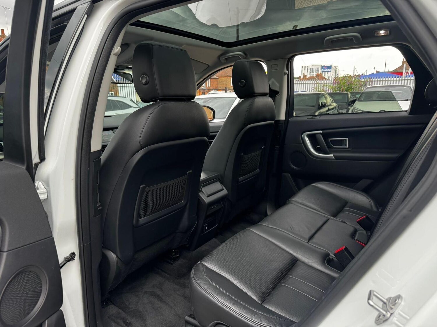 Used Land Rover Discovery Sport 2018 for sale - 76072836: Photo 21
